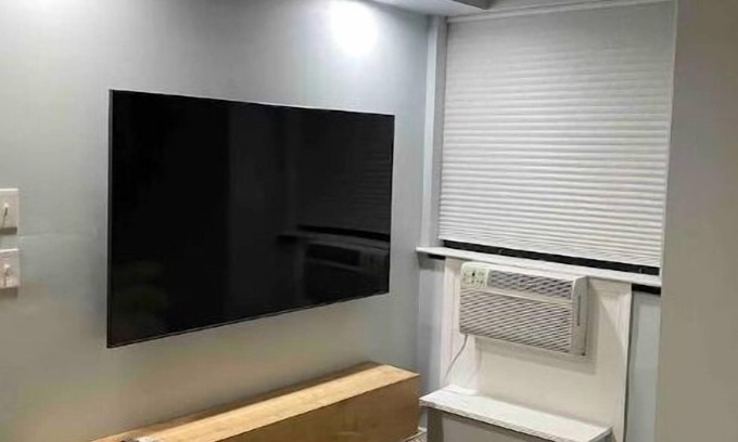 Downtown Baltimore Condo | Modern Mt.Vernon Studio In Great Central Location