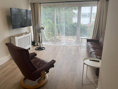 Selhurst House | Modern newly refurbished 2 bedroom house in Croydon