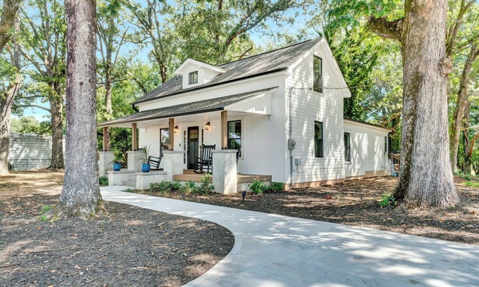 Piedmont Other | Modern Remodeled Farmhouse - Great Location
