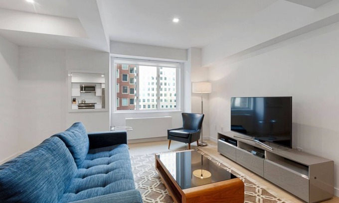 Battery Park City Condo | Modern Retreat with Stunning Hudson River Views