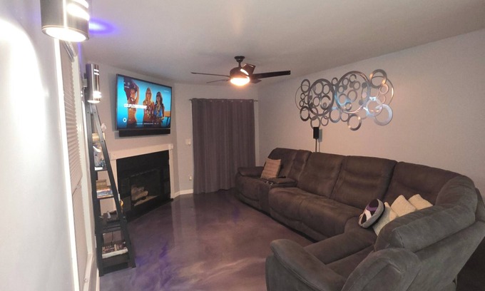 High Point Condo | Modern/Retro 2br Condo by Exceptional Stays