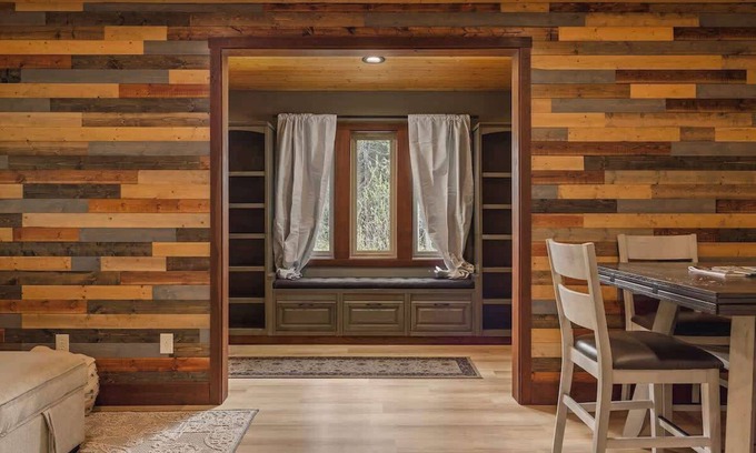 Alyeska House | Modern Ski Chalet Sleep 6