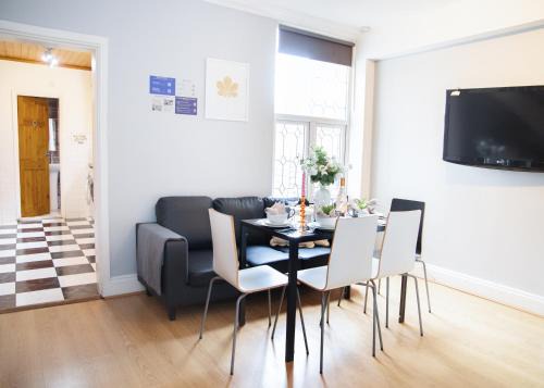 Luton Apartment | Modern, Spacious Home Ideal for Work Teams and Groups