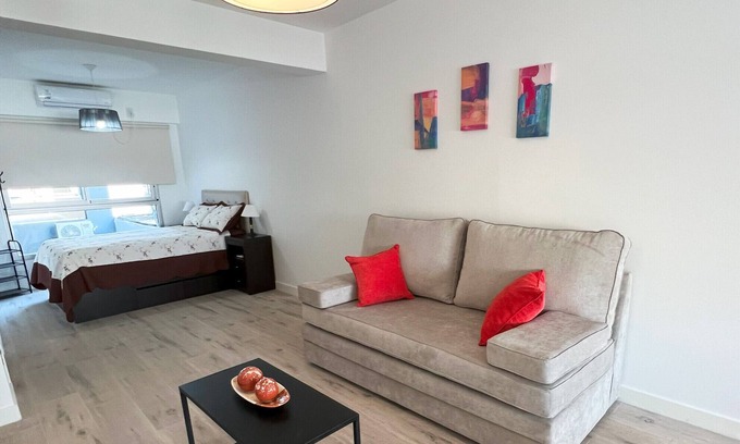 Almagro Apartment | Modern studio apartment with balcony in Almagro
