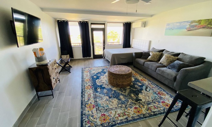 Red Hook Apartment | Modern Studio, Walk to Sapphire Beach