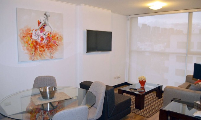 Quito Condo | MODERN SUITE IN AMAZIN AREA