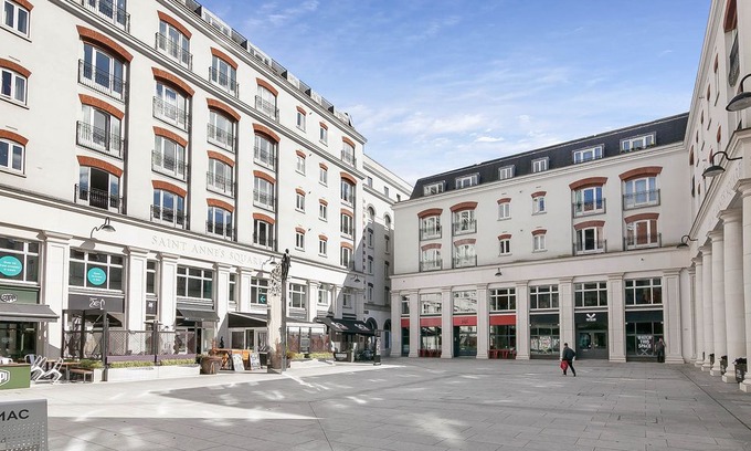 Cathedral Quarter Apartment | Modern top floor apartment in cathedral quarter
