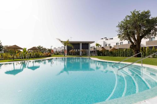 San Roque House | Modern Townhouse on San Roque Golf Club