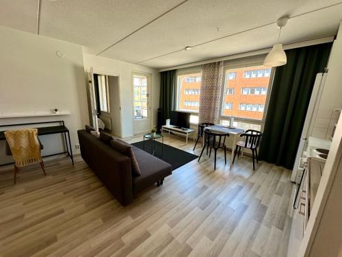 Kallio Apartment | Modern two-room flat with balcony near metro