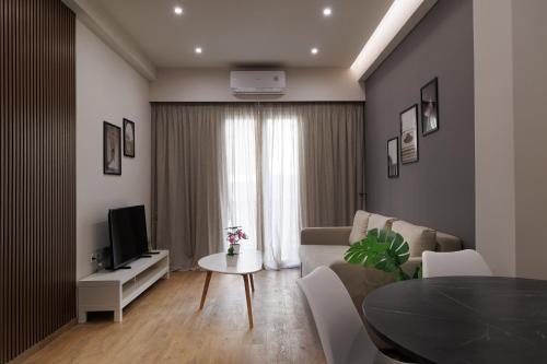 Agios Panteleimonas Apartment | Modern Urban Oasis Near Athens Metro Hub