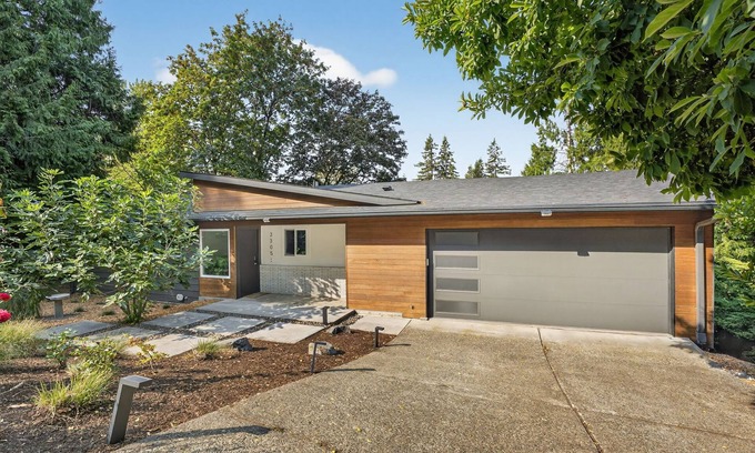 West Hills House | Modern Urban Retreat, Game Room