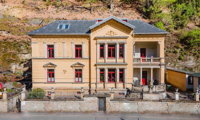 Bad Schandau Apartment | Modern vacation apartment 4 in Villa Emma for 2 people