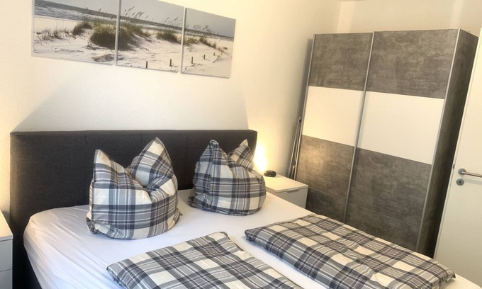 Horumersiel Condo | Modern vacation apartment - centrally located and close to the beach