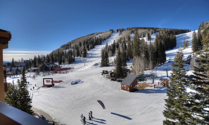 Purgatory Condo | Modern Village Center Ski In/Out Condo with Slope Views