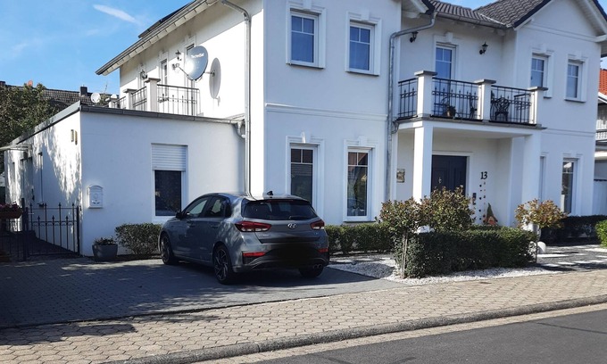 Elsenfeld Apartment | Moderne WHG in Churfranken: Fahrrad-wandertouren & Geschäftlich/monteuer😊