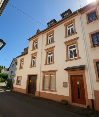 Merzig House | Modernes Stadthaus im Zentrum