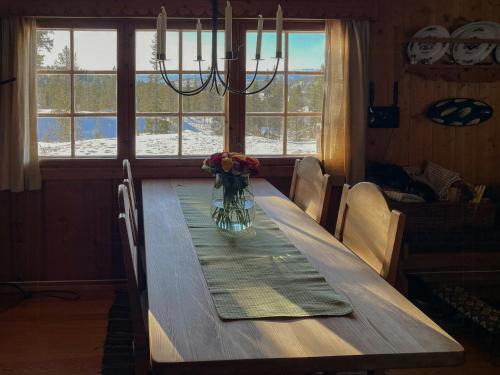 Kroderen House | Modernized 60S Cabin With Views Of Blefjell