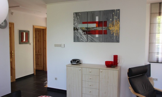 Szolad Villa | Modernly furnished, detached basement villa with spacious garden. Three bedrooms, two bathrooms.