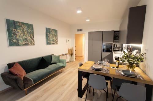 Bassano del Grappa Apartment | Moderno Appartamento 140 Bassano Centro