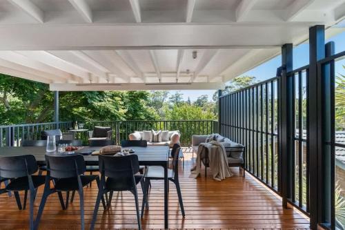 Mollymook Beach House | Mollymook Golden Sands - timeless 5 BR beach house