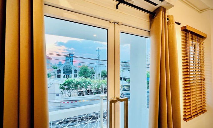 Khon Kaen Hotel | Momento Hotel and Cafe