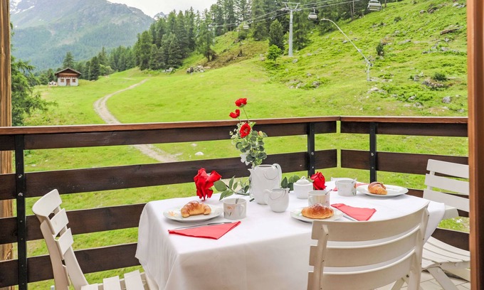 Noveli Apartment | Mont-Fort 51 by Interhome