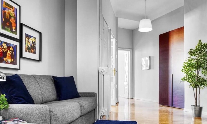 Porta Volta Apartment | Montello 10 A - Three Bedroom Apartment, Sleeps 8