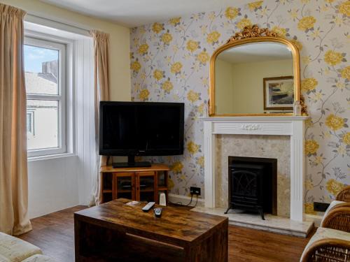 Castle Douglas House | Montys