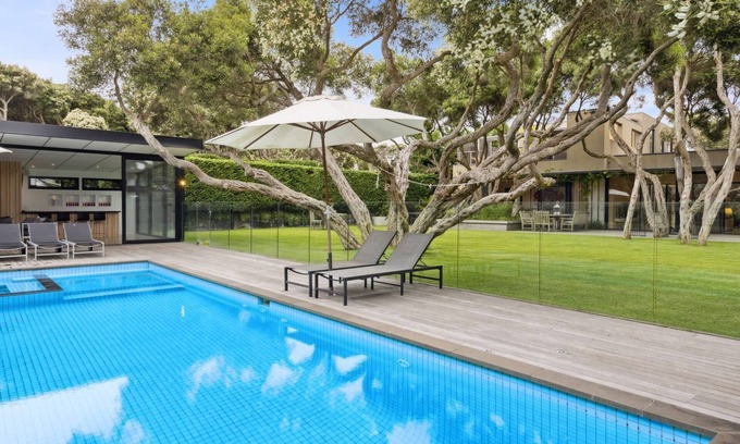 Portsea House | Moonah Pool and Spa Retreat Portsea