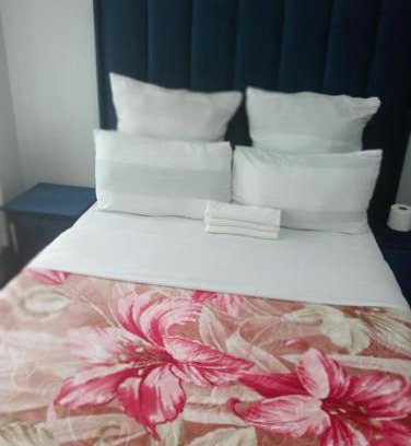 Boksburg House | Moonlight Guesthouse - Boksburg