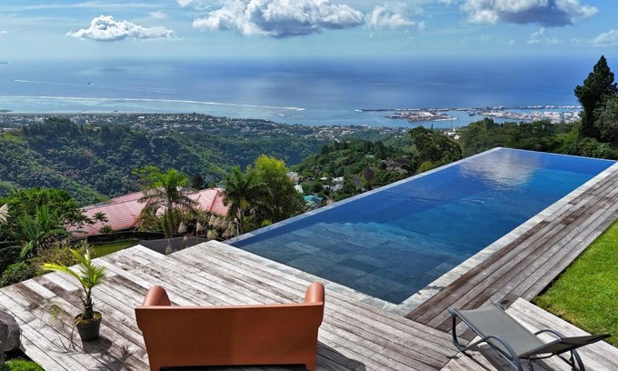 Faaa House | Moorea Horizon Studio with Panoramic View and Pool