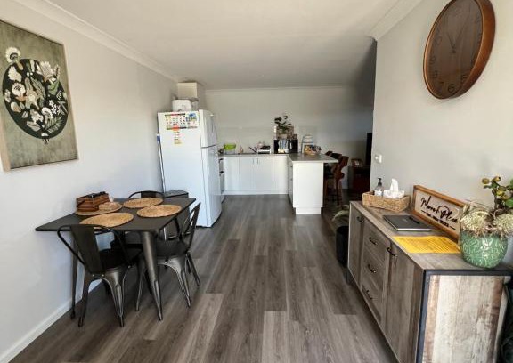 Hay Apartment | Morros Place