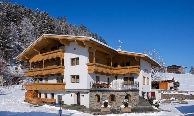 Schwendau House | Motel ∙ 2 guests