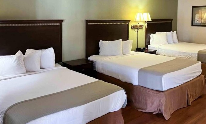 Abbeville Hotel | Motel 6 Abbeville, AL