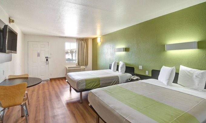 Northwest Dallas Hotel | Motel 6 Dallas, TX - Forest Lane