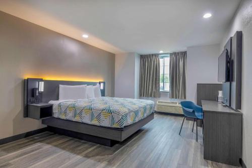 Fort Worth Hotel | Motel 6-Fort Worth, TX - Burleson