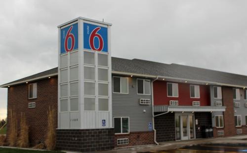 Rexburg Hotel | Motel 6 Rexburg, ID