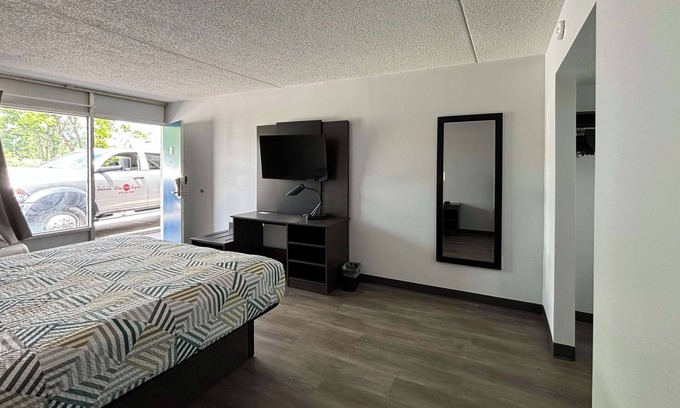 Richmond Hotel | Motel 6 Richmond, KY – EKU Campus Area