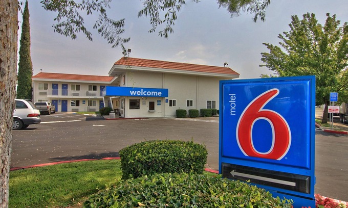 Sacramento Hotel | Motel 6 Sacramento, CA - North