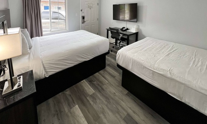 Westside Santa Cruz Hotel | Motel 6 Santa Cruz, CA