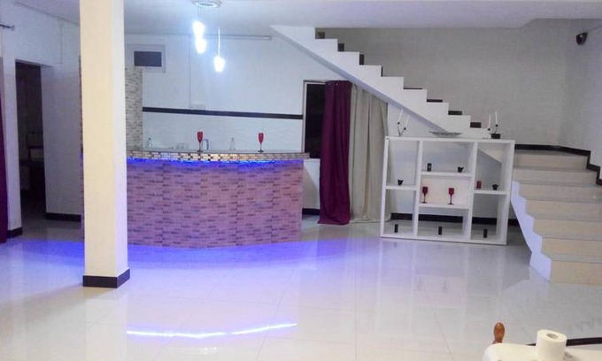 Mahebourg House | Motel ∙ 8 guests