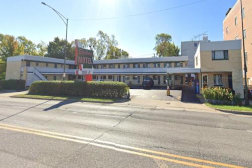 Wildwood Hotel | Motel Edgebrook Chicago North Shore By Oyo
