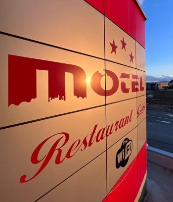 Canton 10 Hotel | Motel Papić