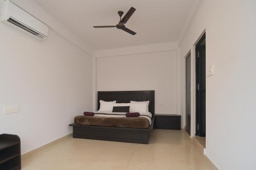 Candolim Hotel | Mottel AC Room with Breakfast at Calangute