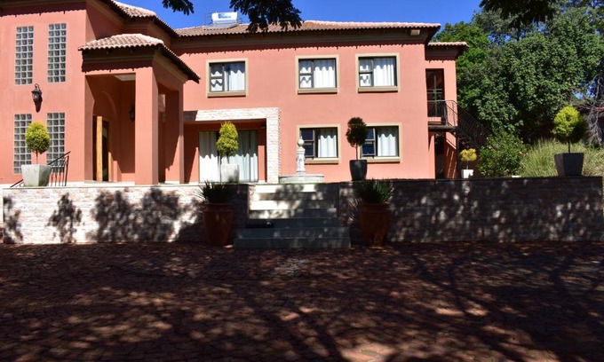 Pretoria House | Mount Vista