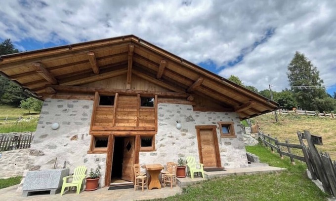 Strembo Ski Chalet | Mountain Chalet