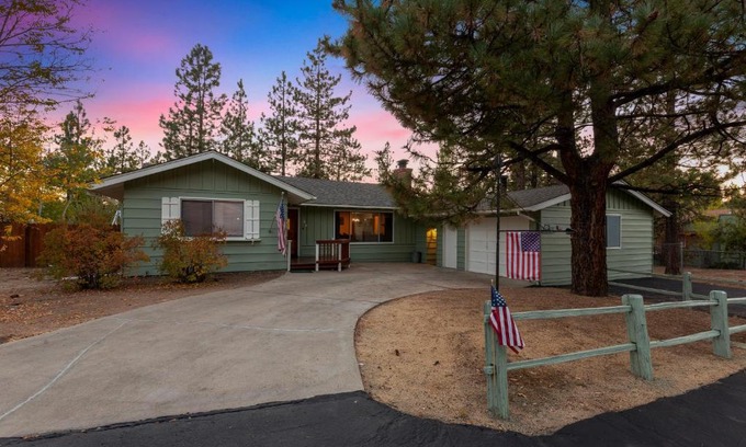 Big Bear Lake House | Mountain Fun-1729 by Big Bear Vacations