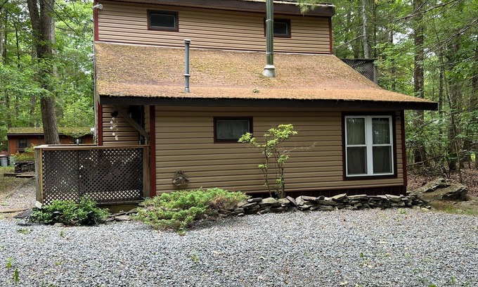 Hawley Cottage | Mountain House Retreat near Hawley and Lake Wallenpaupack