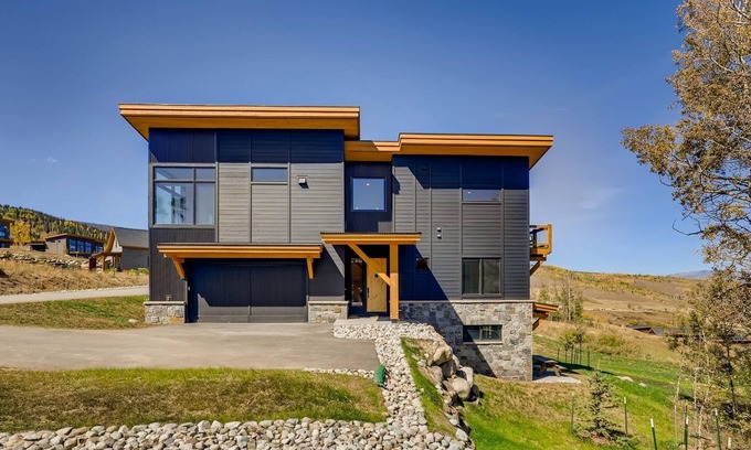 Silverthorne House | Mountain Modern Retreat - Luxury Mountain Home