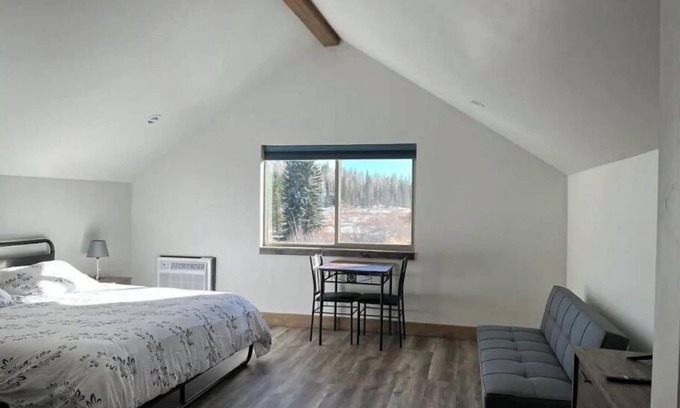 Columbine Lake Apartment | Mountain Time! Private Suite 1/4 mi to Purgatory. Perfect base camp.